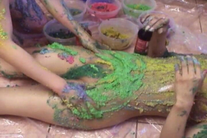 Radical Lesbian: Messy lesbian amateur porn