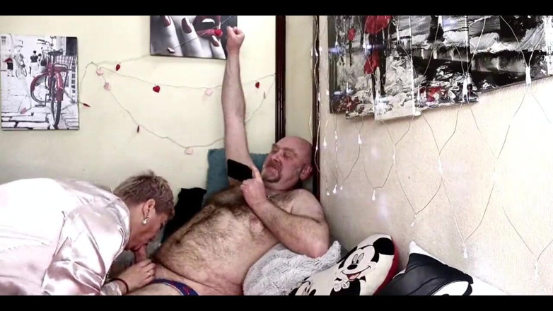 AimeeParadise: Una divertente e spompinata fuori della Mia vecchia puttana moglie...