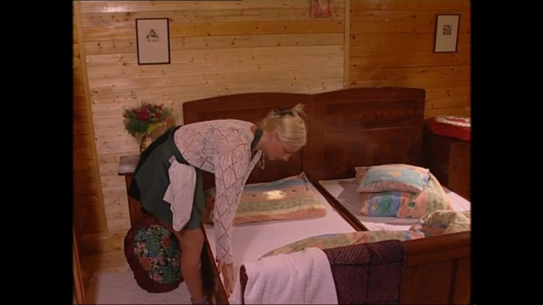 Muschi movie official: Missionary Fuck with Legs Spread Wide