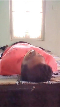 Assaggia i miei calzini e annusa il Mio culo!