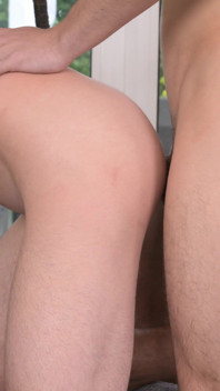 Twink Aiden Gets His Ass Fucked the First Time