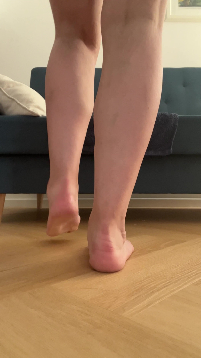 Feet: Pé