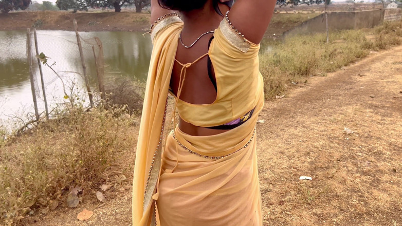 Raniki chut: Hot Bhabhi Romantic Video