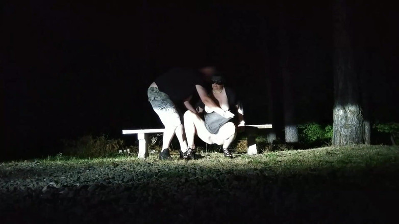 Toilet Mommy: Miluji ochutnávání chcanek, v mém špinavé pusě mi trvá hodiny, polykat...