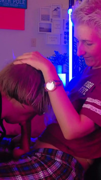 Eiaculazione rovinata kinky con il suo femboy con una scena incredibile!