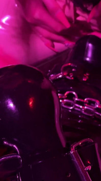 Rubber & Ava Fetishart Dają Perv lateks footjob część 2