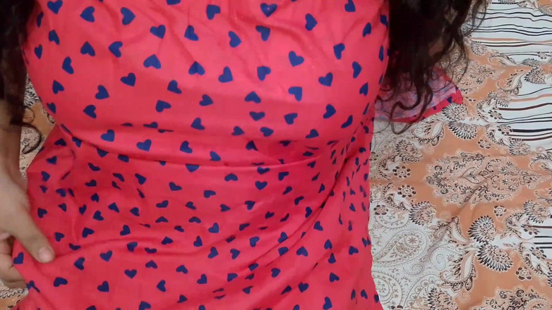 QueenbeautyQB: Abang tiri India membantu saudara tirinya dengan pekerjaan rumah