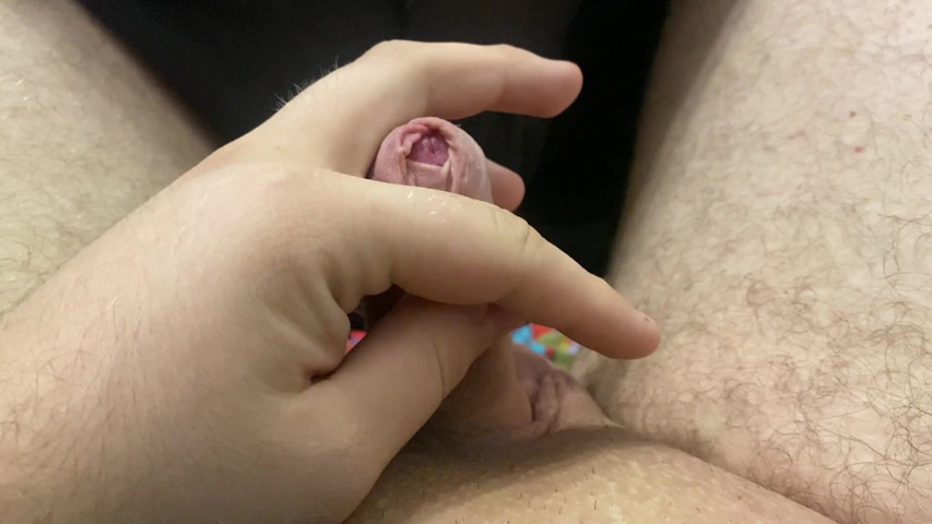 A Fat Guy Jerks off His Cock (Cuteanal) A Fat Guy Jerks off His Cock (Cuteanal)