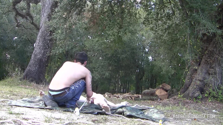 Bad boys bootcamp: 非常に痛ましい苦境