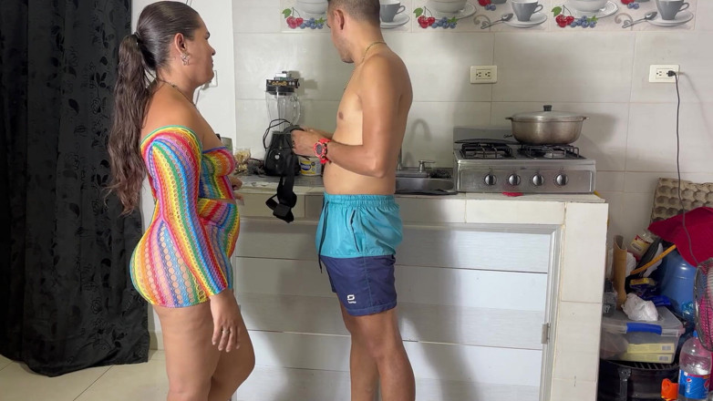 Kanu Eel: Kinky Game with My Big Ass Stepmom Ends in Anal...