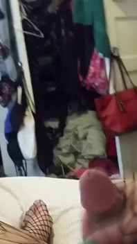 Ragazza trans paffuta viene in calze a rete