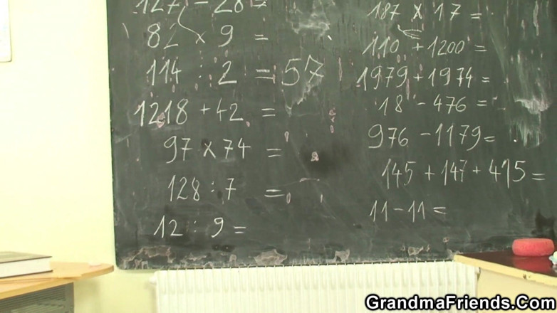 Granny Sluts: Fools and fucking in class