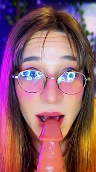 MILF Trans Girl Give the Best Blowjob
