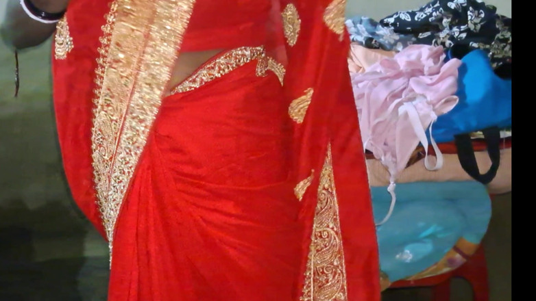 Trilokinath: Bihari Village Bhabhi Dress Change in Home