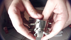 Gaylectrician: Trest za 220527 koulí