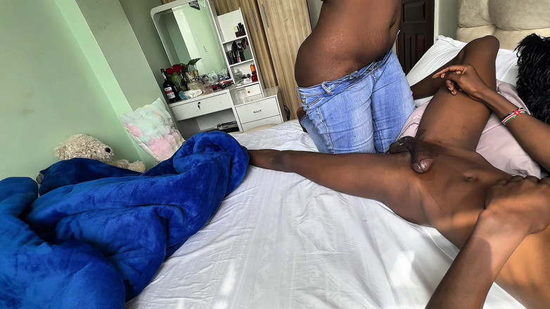 mombasapornstar: Porno africano fatto in casa (in apornostar)