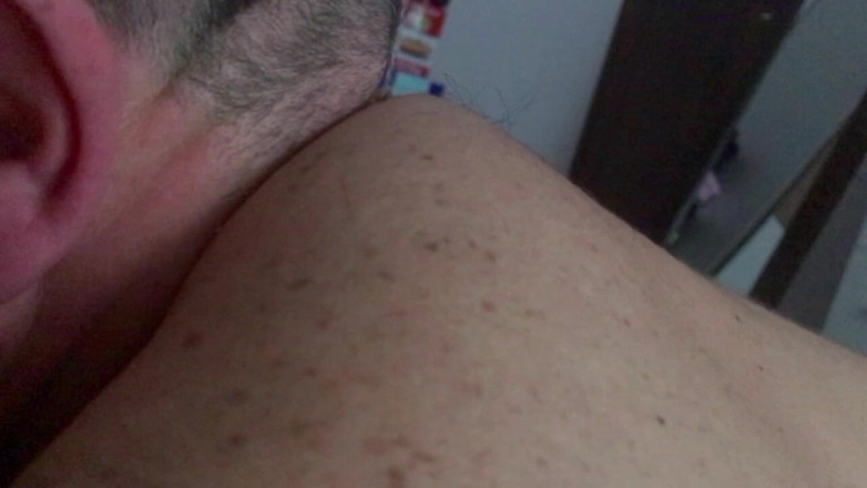 Lucky70: Memek becek cewek ini dijilat sampai orgasme intens