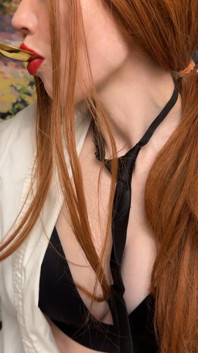 Cosplay Kim Bluestone as Makima From Chainsaw Man Mouth Fetish Tongue Fetish Video Licking Spoons with a Long Tongue