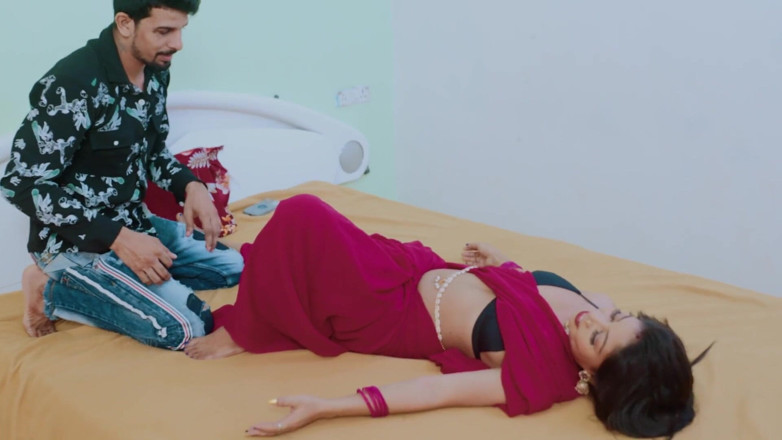 Kilash: Hot Desi Indian Assam Pornstar Gargi First Time in Saree...