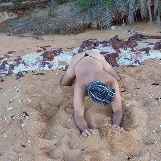 Ladysilvas: Ladysilva am strand in sehr heißem höschen und ihrem arsch