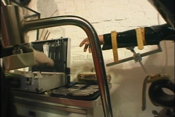 Absolute BDSM films - The original: Lateksowe upokorzenie