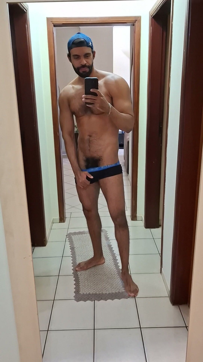 Morenogigante23: Morning Jerk-off