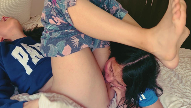 scarlettandc: Lesbiche Che Scopano