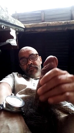 Táta Manuel si hraje