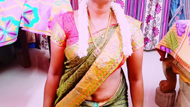 Telugu honey lips: India ama de casa con Swamiji follando hordcore Habla sucio...