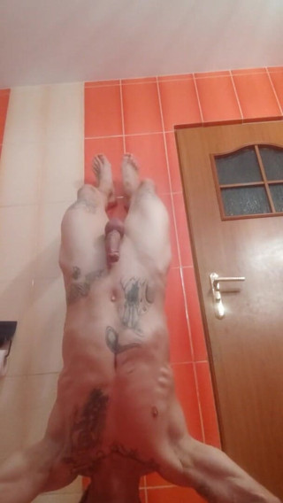 Hard big Tatooed cokk!: Stojánek a honění - sólo