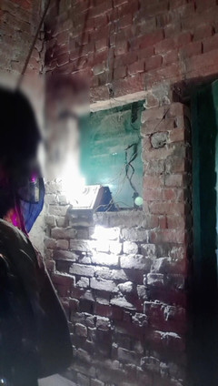 Renudbf: 印度处女乡村女孩 holi 性爱病毒彩信