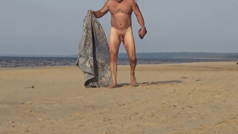 RS couple: Una MILF divertente sulla spiaggia