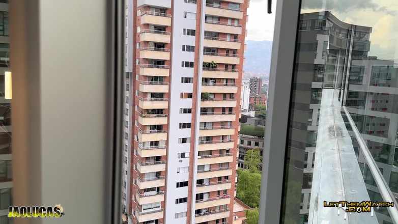 Let them watch: Zwaargeschapen grote lul latino's spierbubbel geneukt zonder condoom ongecensureerd