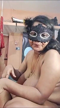 Big Boob Aunty Tamil Talking and Fucking Video