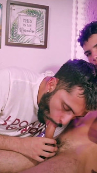 Camilo Brown Giving Intense Blowjob to Hot Twink Andres Zp Causing Massive Cumshots