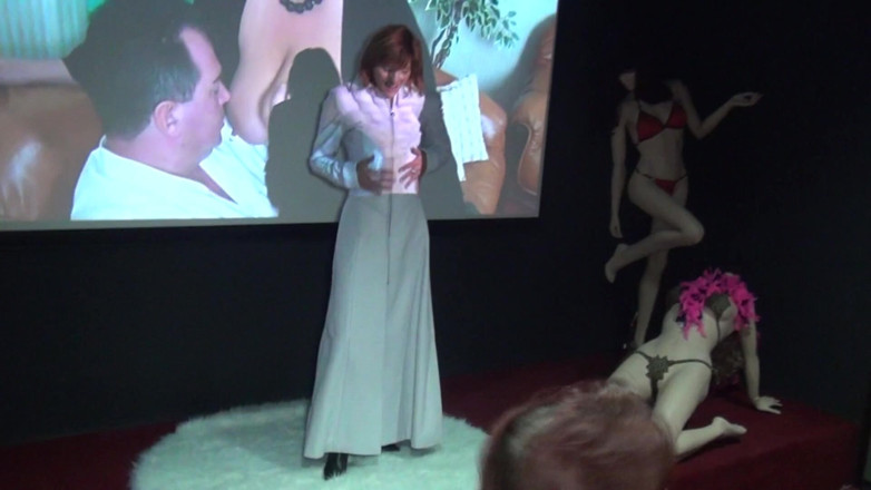 King Of Amateur: Orgia con donne anziane al cinema