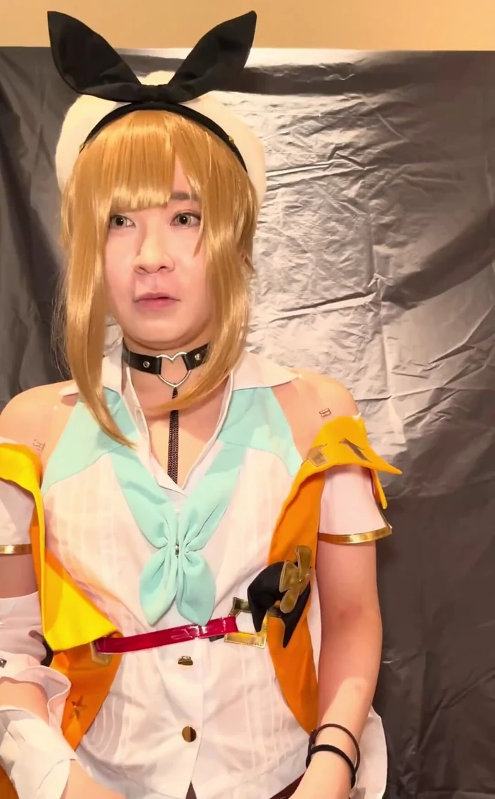 Tsuki-miko: Ryza Cosplayer Get Horny While Shooting a Movie