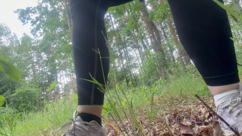 Inga lillypop girl: Pee Outdoors Compilation