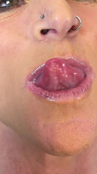 Kandy's Cuck Vitamins Eating Gummy Losers