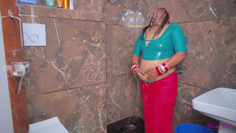 pinki_cute: After Suhagrat- Newly Married Pinki Bhabhi Stripping Saree in Bathroom,...