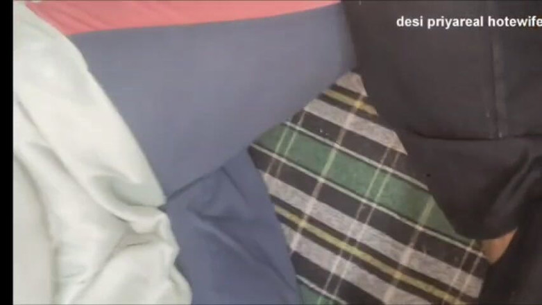 Desisexycpl123: Прія Бхабхі жорстко трахається зі своїм студентом дуже важко