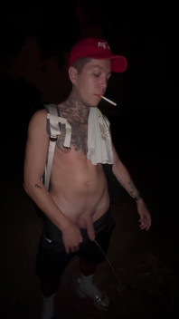 Harry_jen | Sexy Guy Smokes and Pisses