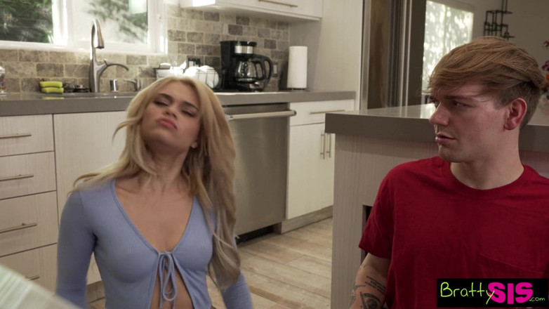 BrattySis: Ma demi-sœur et son amie sont coincées - S21 : E4