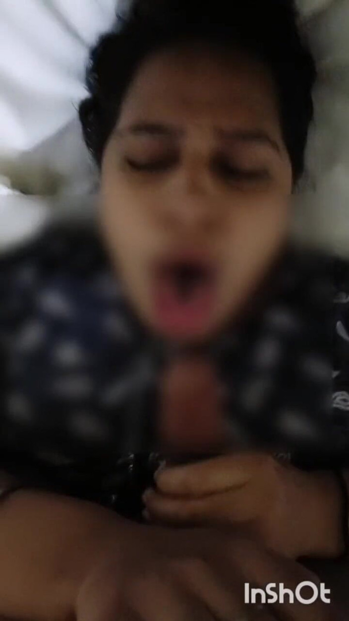 Sexgarl84: Chuti Chati mé sexy přítelkyně a pak odešel dovnitř hotelu