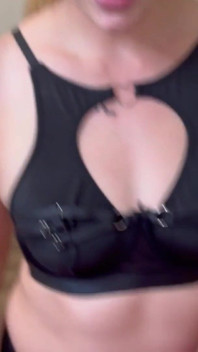 Stacey daniels adora la carne in bocca