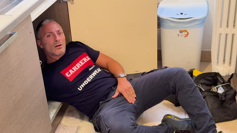 LadyPanter Gabriel Vice: The Plumber and the MILF in Heat