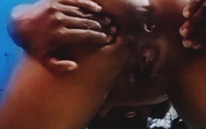 Sugarmama video call mutual masturbation: Anne görüntülü görüşmede amını oynuyor ep3