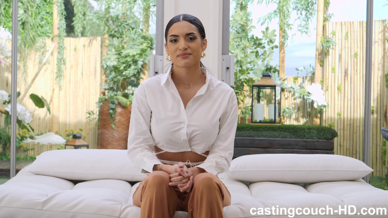 Casting couch HD: Une princesse brésilienne est venue au casting.