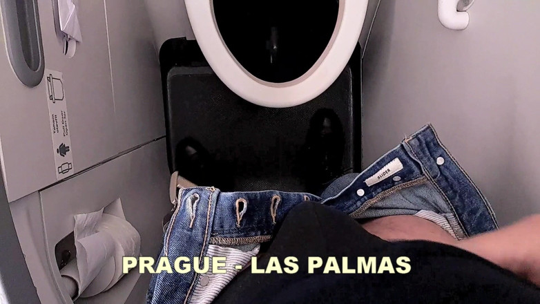 Master Drex: Pissing in plane