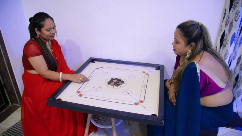 Uncut plus: Two Girls Bet a Banana on the Carrom Game